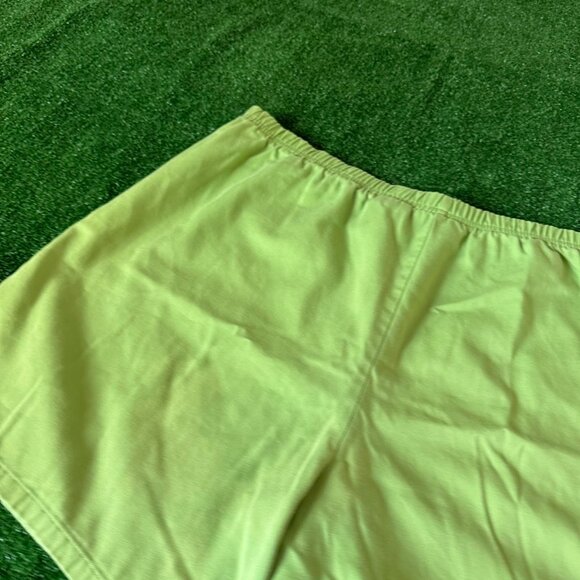 Links Edition MidRise Green Neon Casual Bermuda Shorts Golf Pants Size 10 - Picture 9 of 16